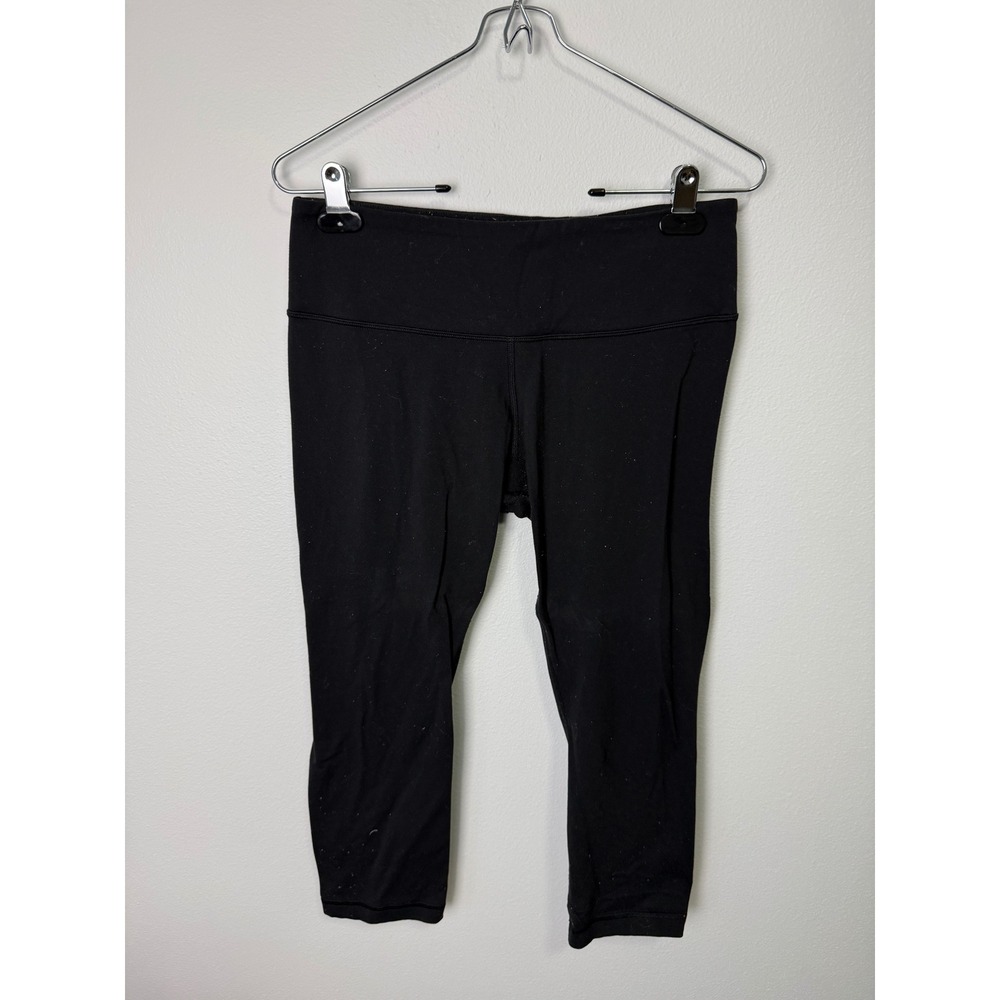 Lululemon‎ Black Cropped Leggings Yoga Pants Womens Athletic Workout Size 8